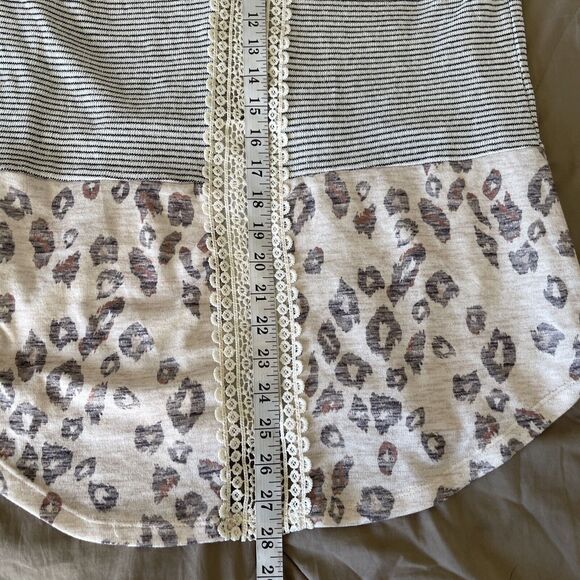 Tru Self Sweater Blouse Tunic Crochet Knit Boho Size XL Animal Print Colorblock - Picture 11 of 12